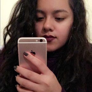 Meet your Posher, Viviana